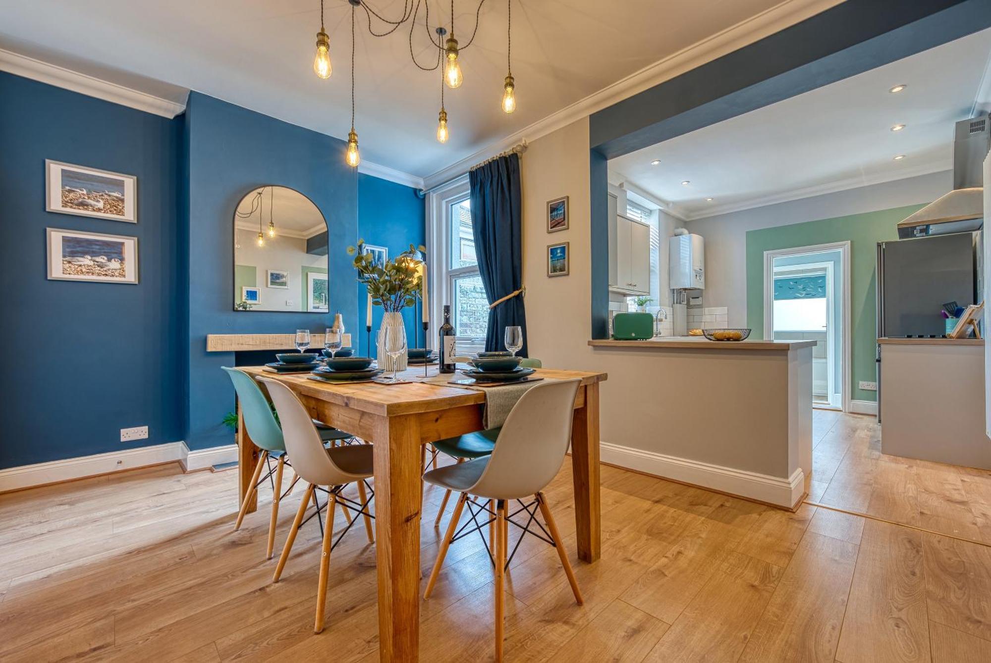 2 Bedrooms Modern, Stunning & Stylish Contractor House, Prime Portsmouth Location With Free Parking Permit, Summer Special Offer!! - By Blue Puffin Stays Exteriör bild